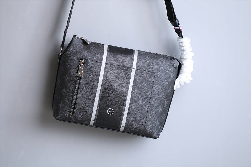 Lux-Totes - LOV Bags - 4377