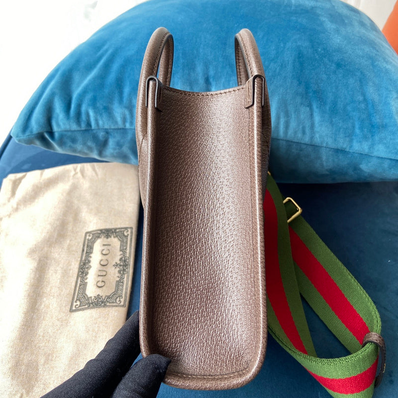 GUI - Luxurious Totes - 468