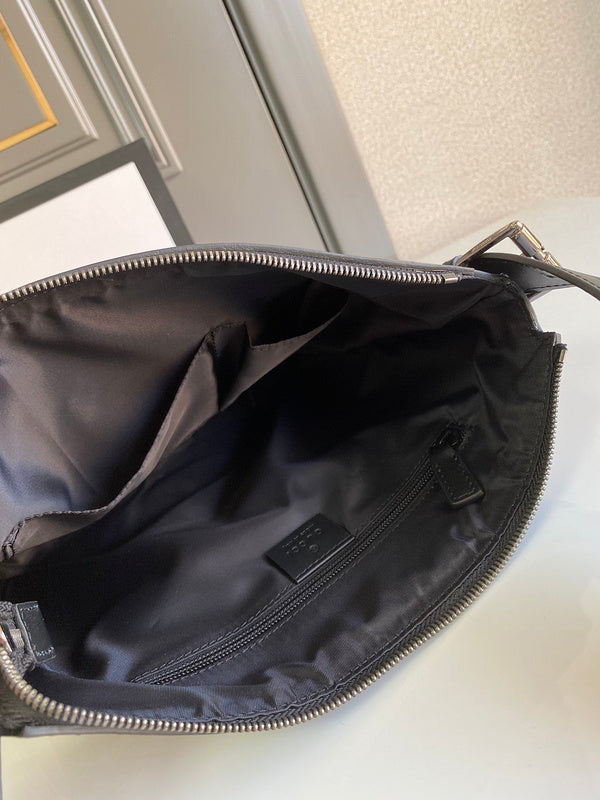 GUI - Luxurious Totes - 1183
