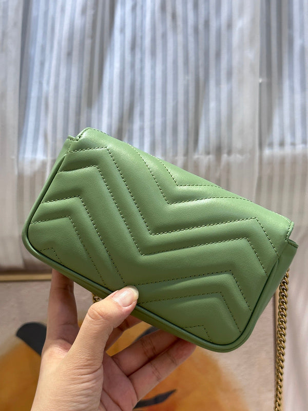GUI - Luxurious Totes - 320