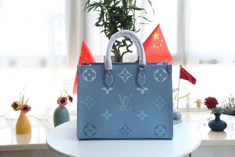 LOV - Luxurious Totes - 2456
