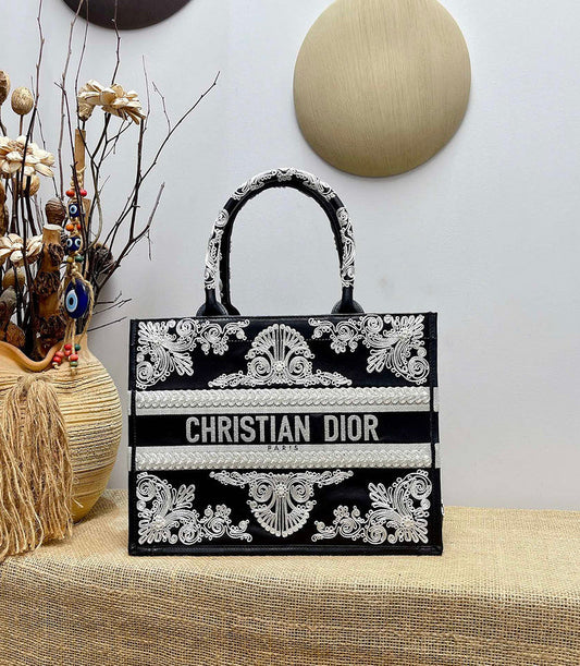 Luxurious Totes - Latest - 6552