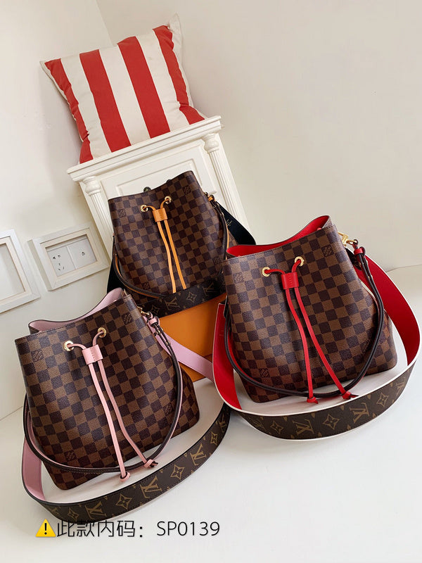 Luxurious Totes - Latest - 9763