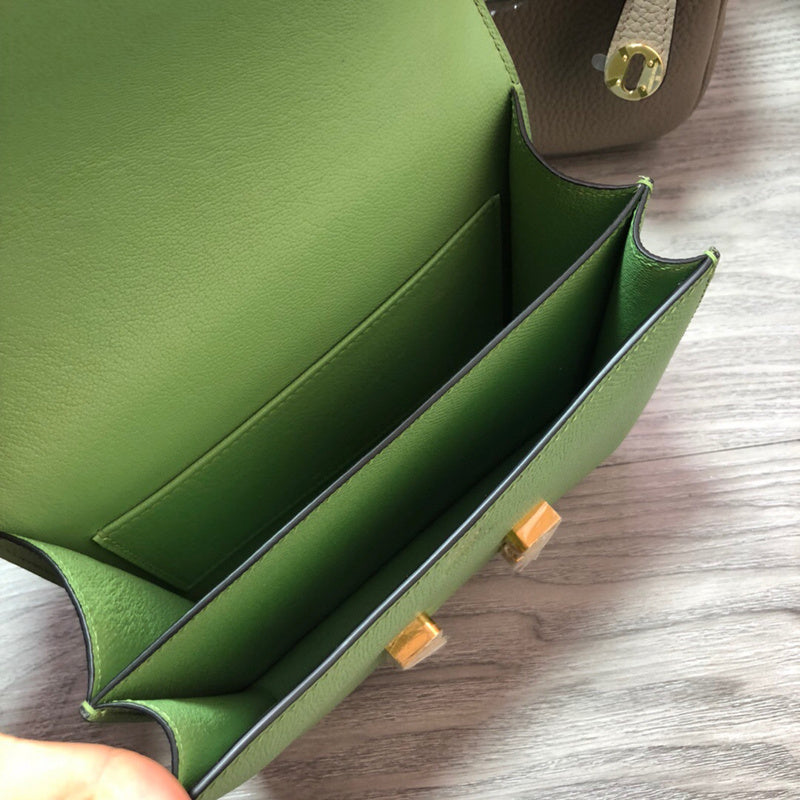 Luxurious Totes - Latest - 6699