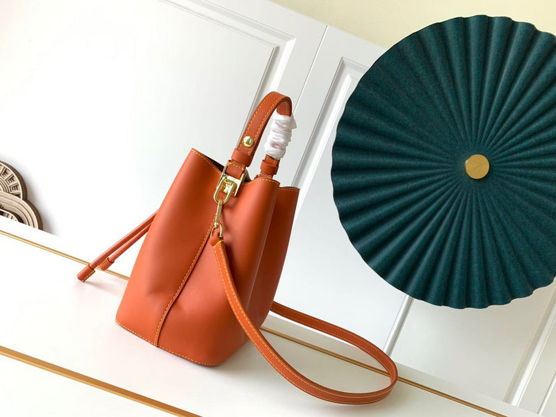 Luxurious Totes - Latest - 9727