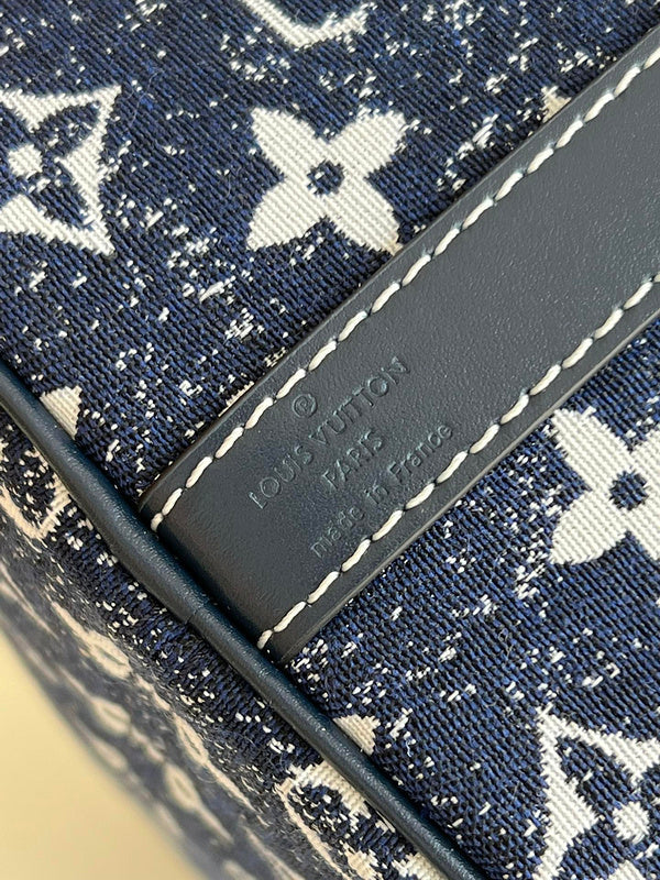 LOV - Luxurious Totes - 2066