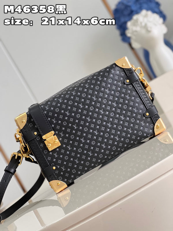 LOV - Luxurious Totes - 565