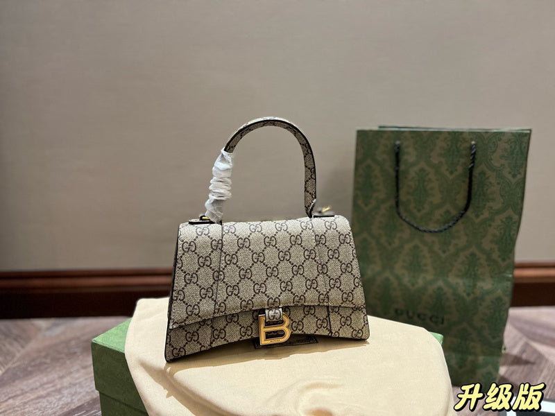 Luxurious Totes - BGA2 Bags - 144