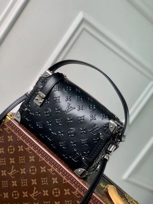 LOV - Luxurious Totes - 814