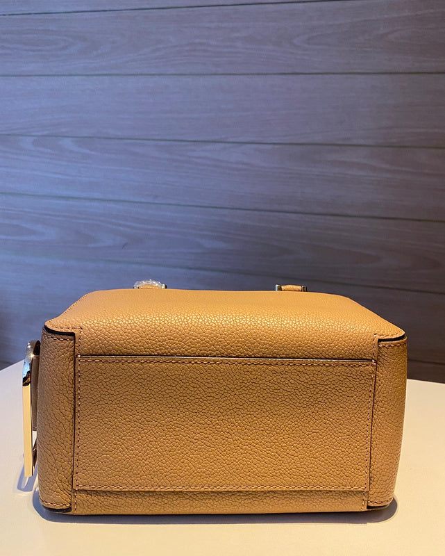 Luxurious Totes - Latest - 6095
