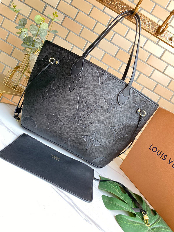 LOV - Luxurious Totes - 2525