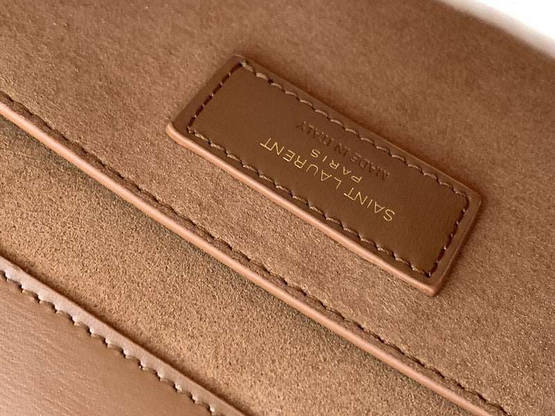 Luxurious Totes - Latest - 8837