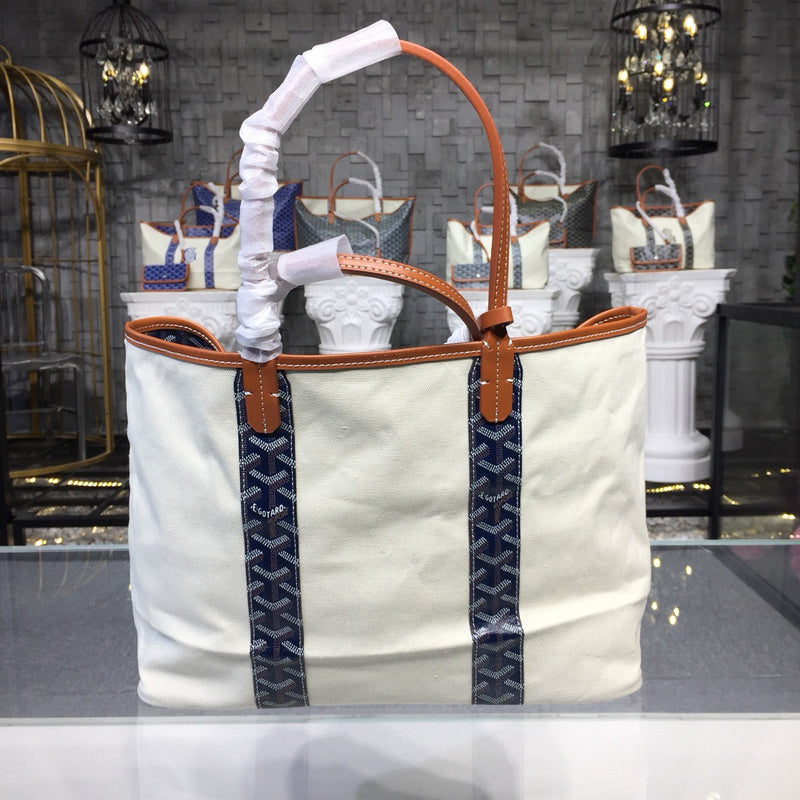 Lux-Totes - GOD Bags - 236
