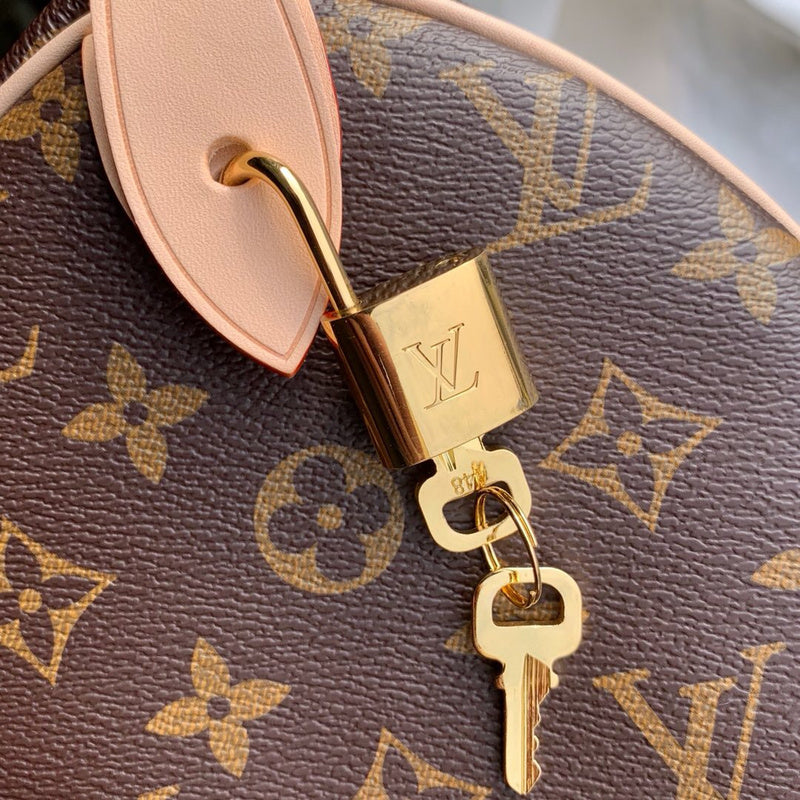 Luxurious Totes - Latest - 9692
