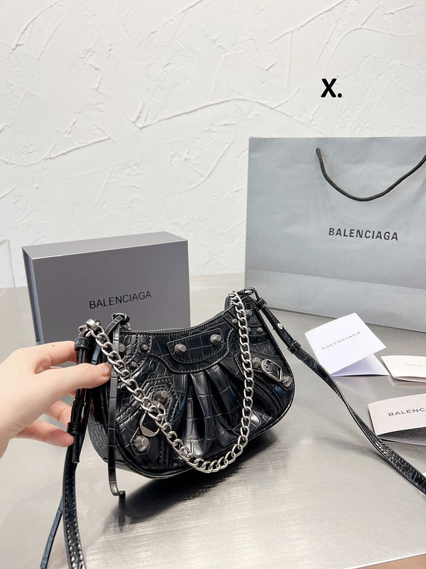 Luxurious Totes - BGA2 Bags - 079
