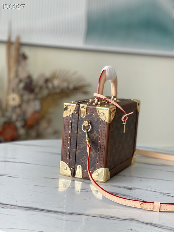 LOV - Luxurious Totes - 1368