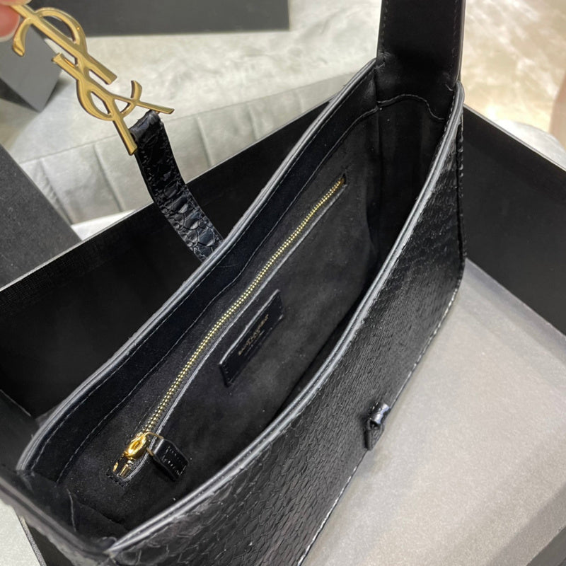 Luxurious Totes - Latest - 8342