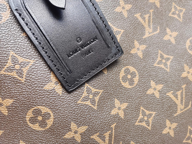 LOV - Luxurious Totes - 2613