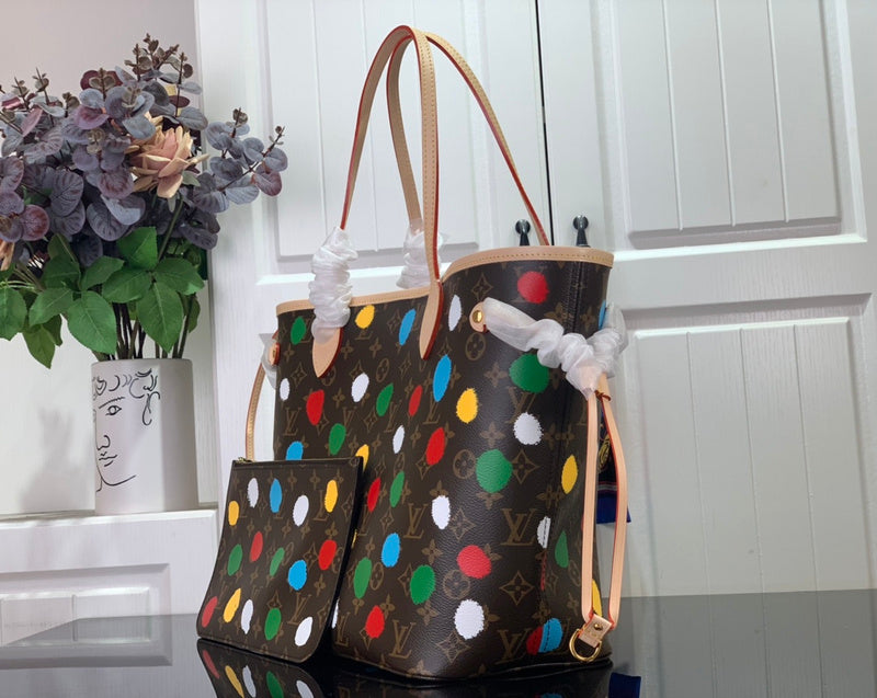 LOV - Luxurious Totes - 518