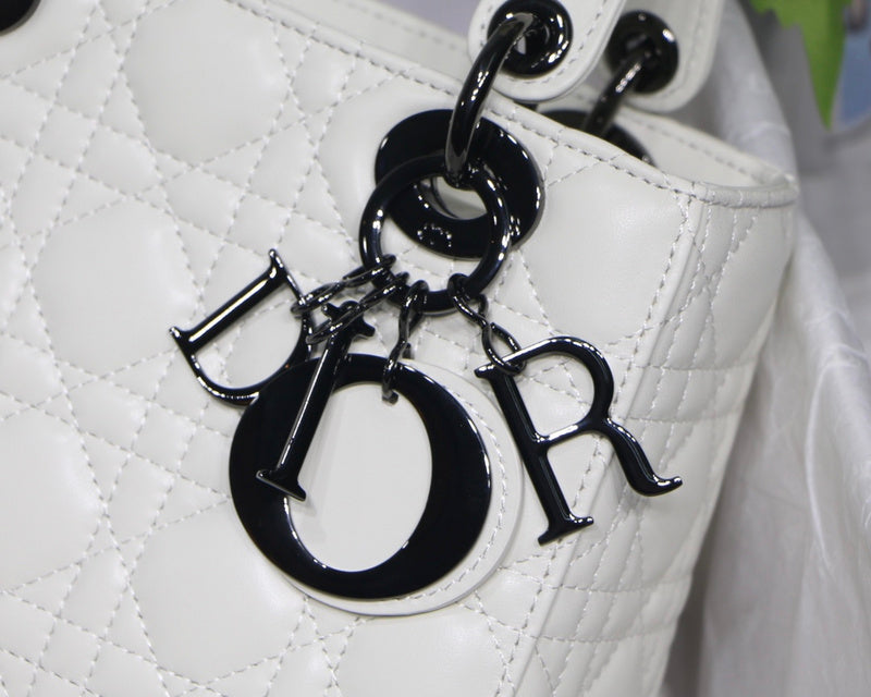Luxurious Totes - Latest - 6472
