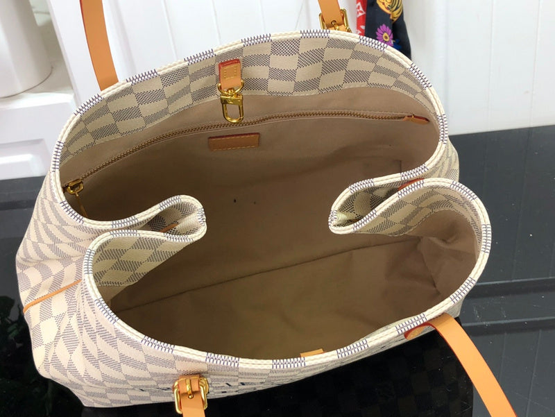 LOV - Luxurious Totes - 2219