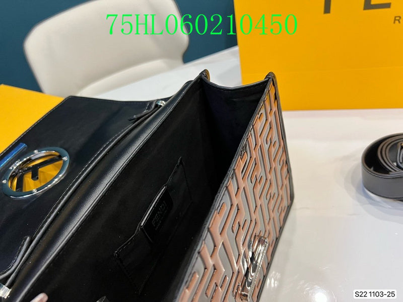 GC - Shoulder - 2667