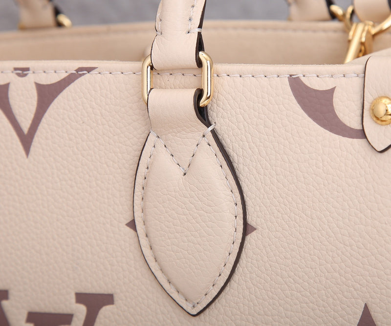 LOV - Luxurious Totes - 1594