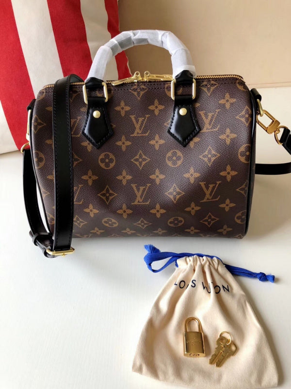 Luxurious Totes - Latest - 9697