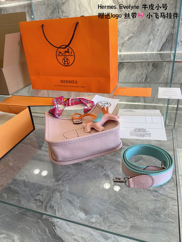 Luxurious Totes - HMS3 Bags - 040