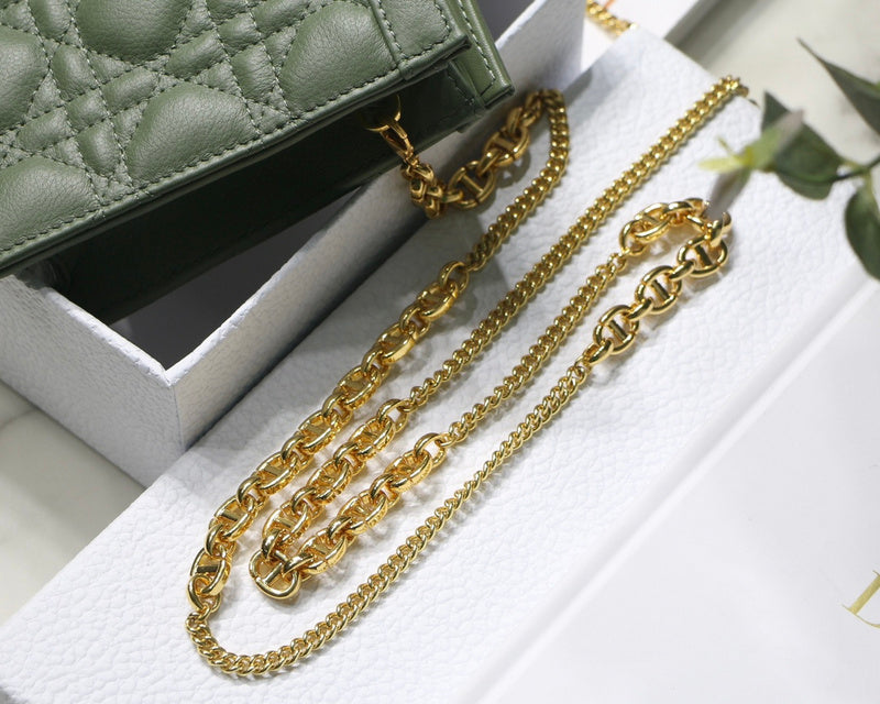 Luxurious Totes - Latest - 6422