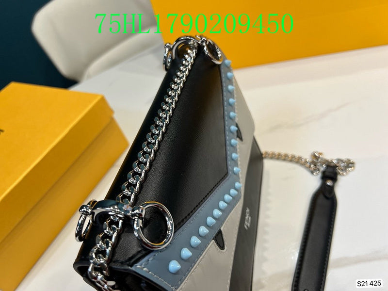 GC - Shoulder - 2695