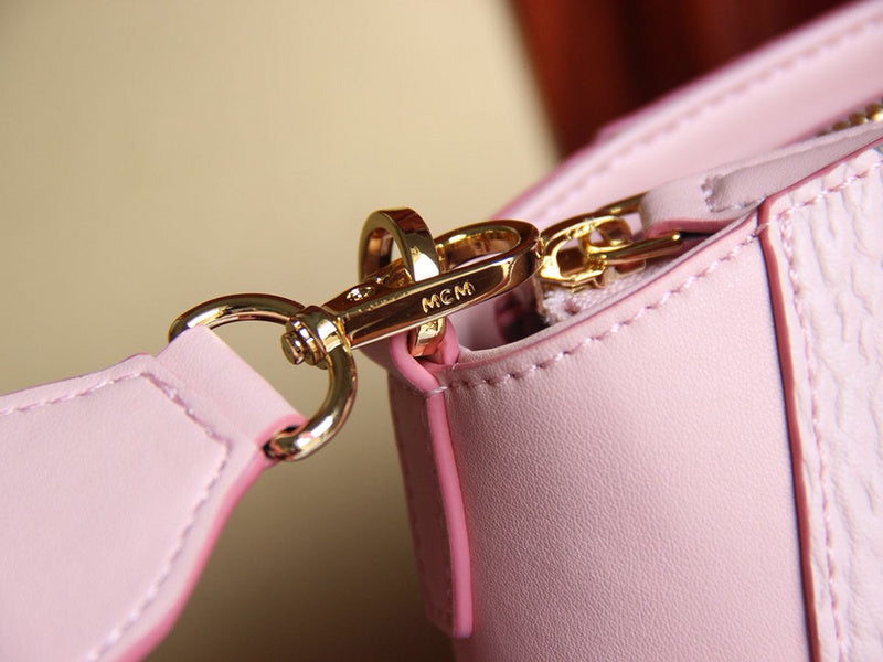 Luxurious Totes - Latest - 7849