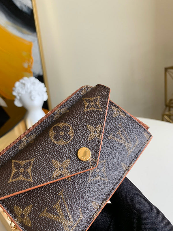 Luxurious Totes - Latest - 836