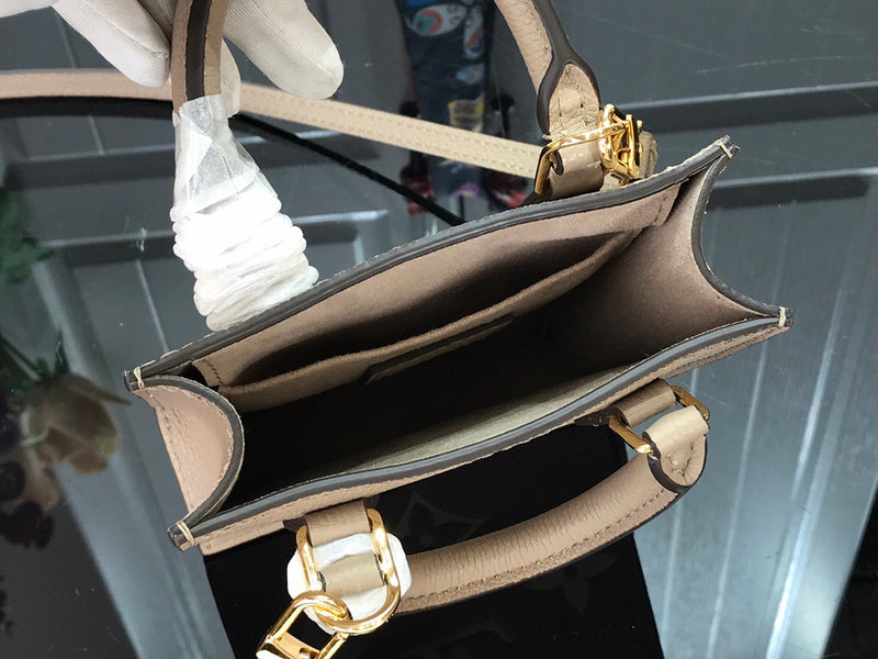 LOV - Luxurious Totes - 2473