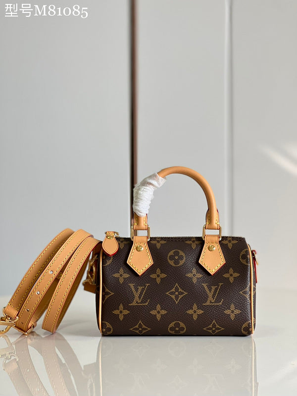 LOV - Luxurious Totes - 1878