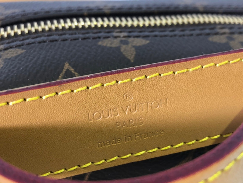 LOV - Luxurious Totes - 890
