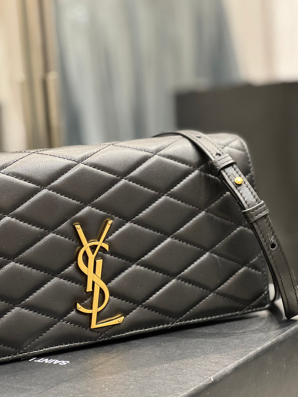 Luxurious Totes - Latest - 8669