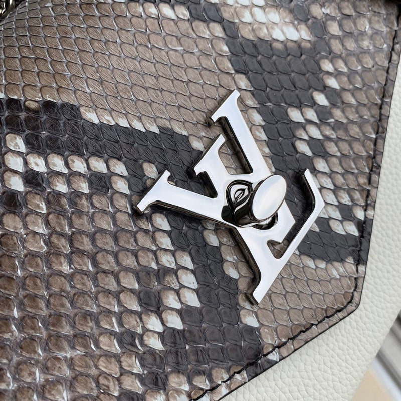 Luxurious Totes - Latest - 3126