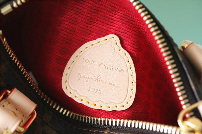 Lux-Totes - LOV Bags - 459