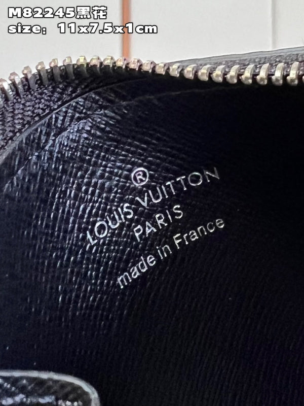 LOV - Luxurious Totes - 312