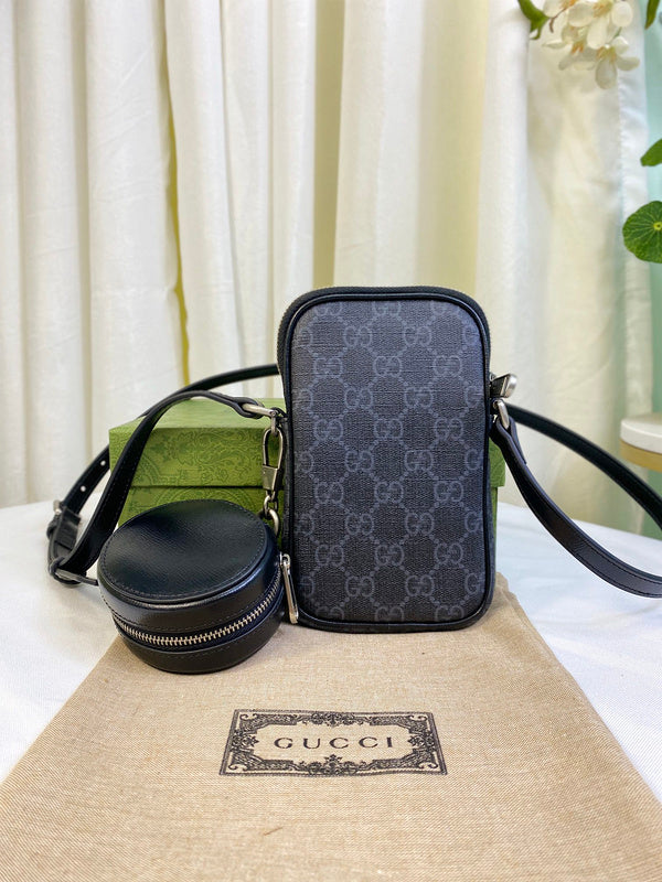 GUI - Luxurious Totes - 692