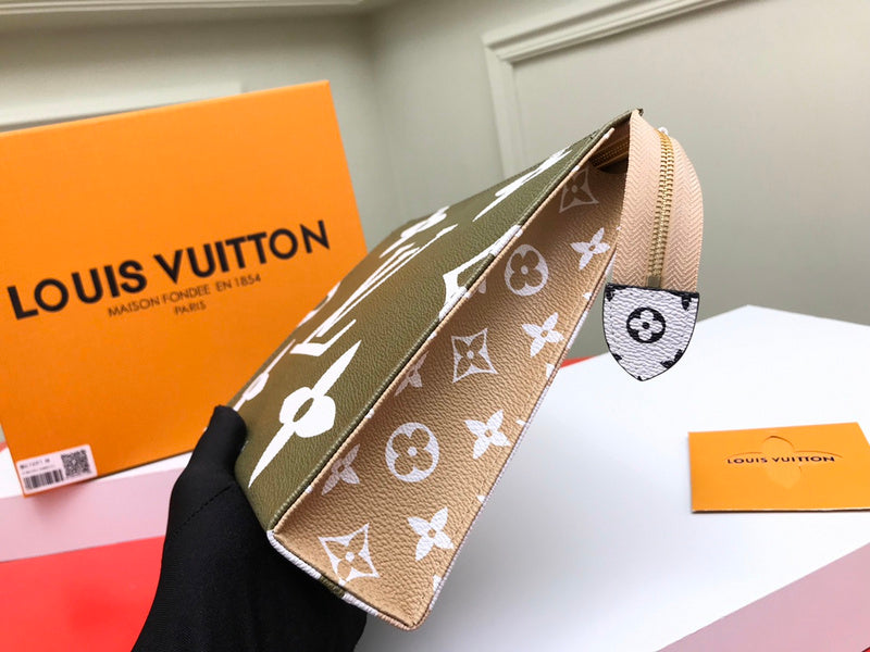 Luxurious Totes - Latest - 720