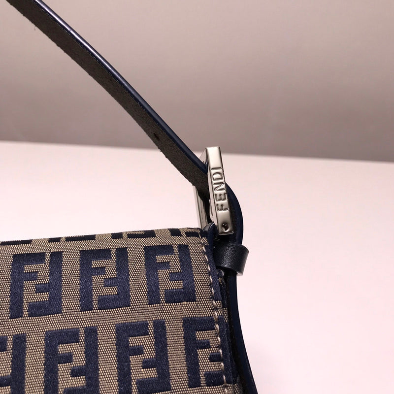 Luxurious Totes - Latest - 11382
