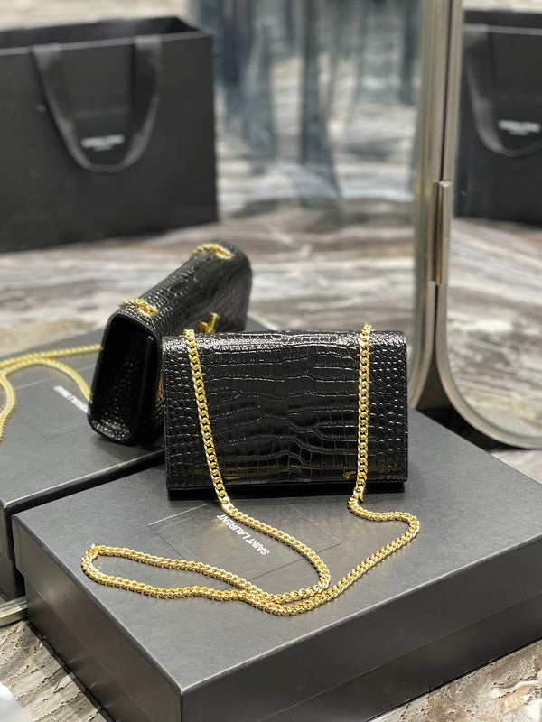 Luxurious Totes - Latest - 8520