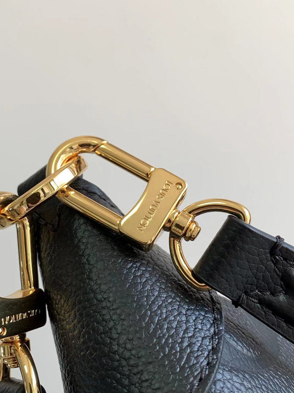 LOV - Luxurious Totes - 1767