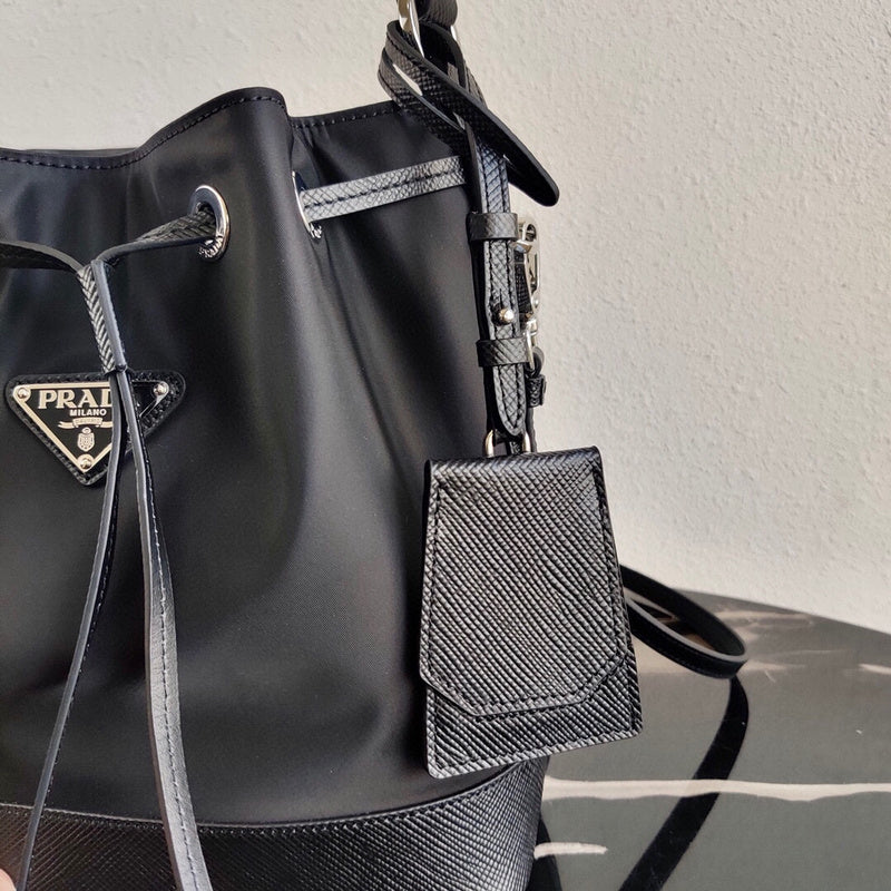 Luxurious Totes - Latest - 4583
