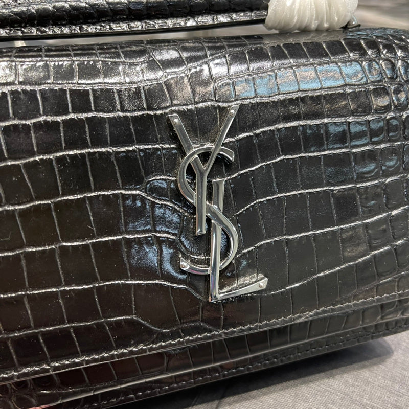 Luxurious Totes - Latest - 8233