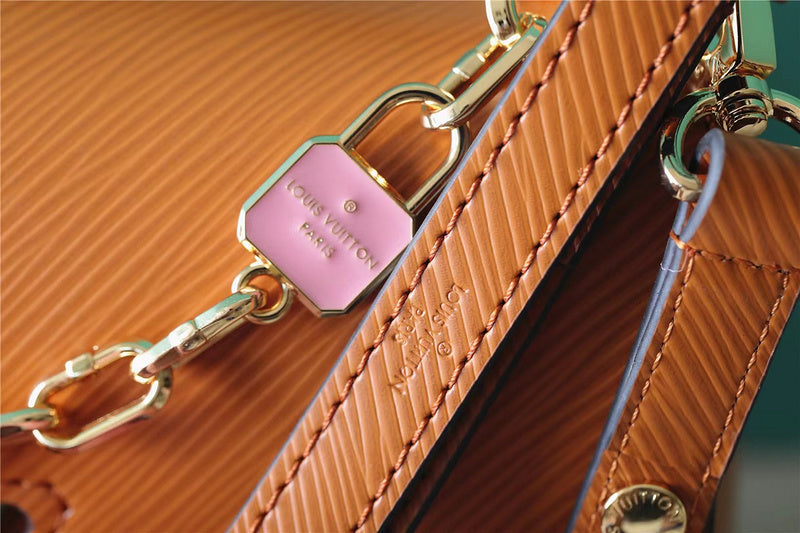 Lux-Totes - LOV Bags - 556