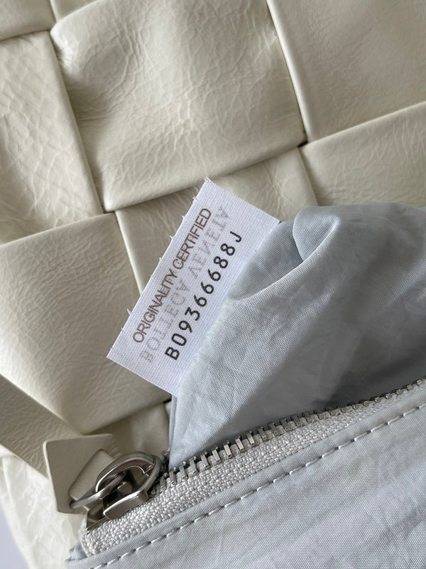 Luxurious Totes - Latest - 7008