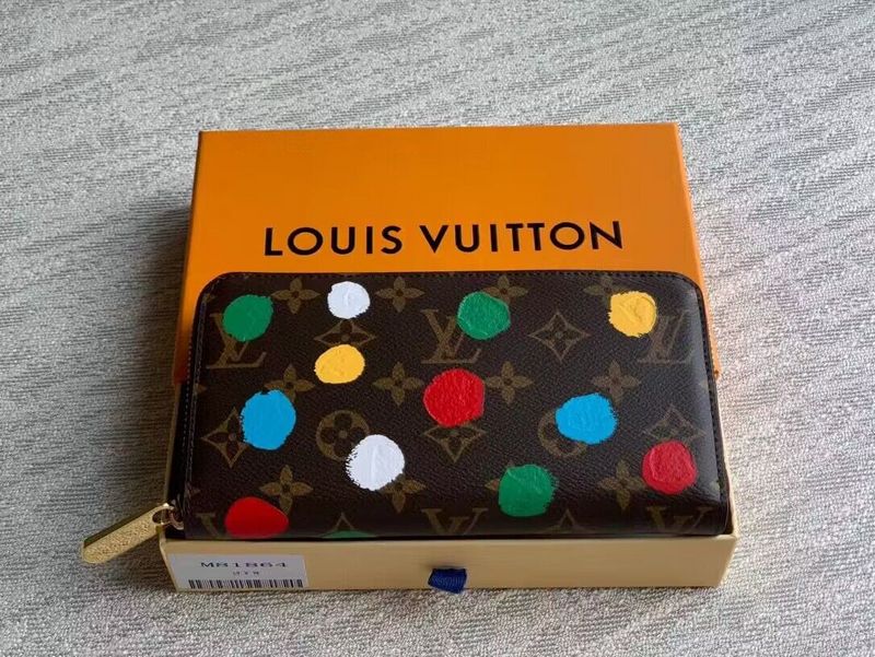 LOV - Luxurious Totes - 612
